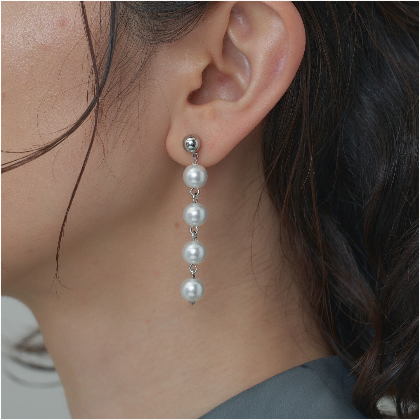 4 Pearl Earrings